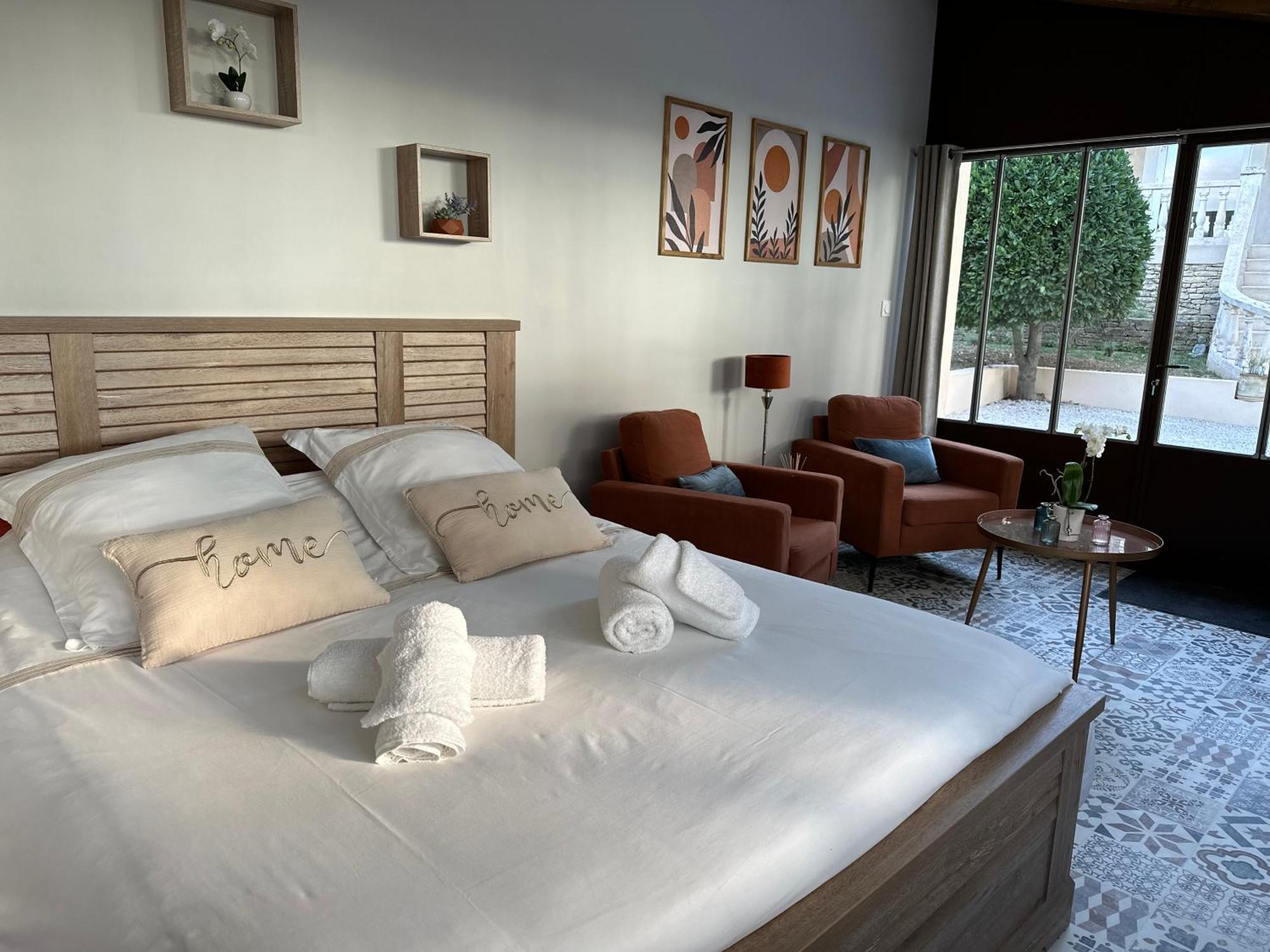 La Provence Appartement Maubec  Buitenkant foto
