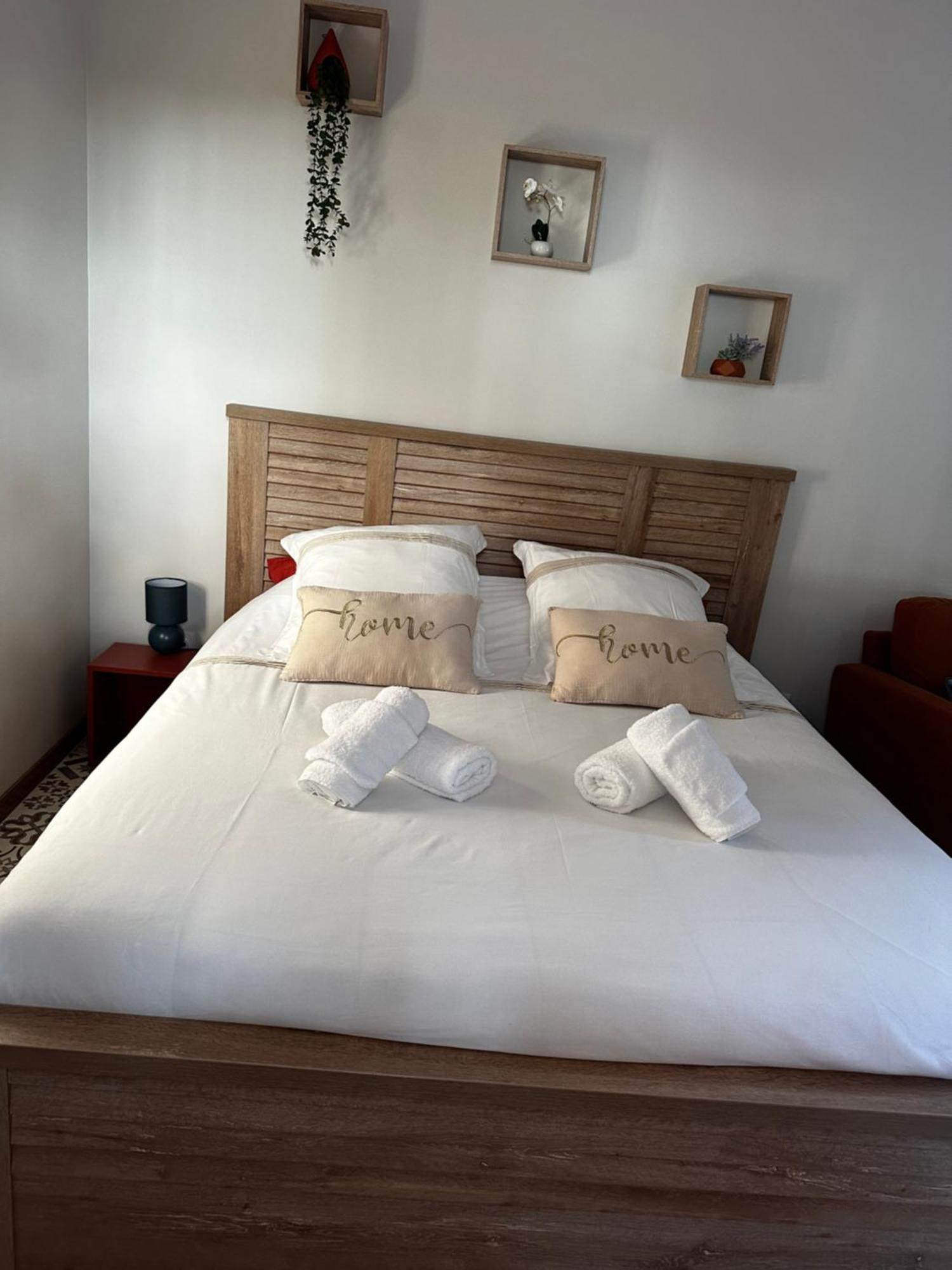 La Provence Appartement Maubec  Buitenkant foto