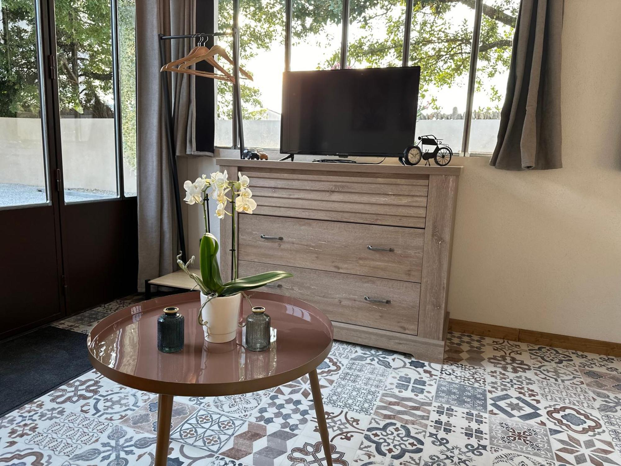 La Provence Appartement Maubec  Buitenkant foto