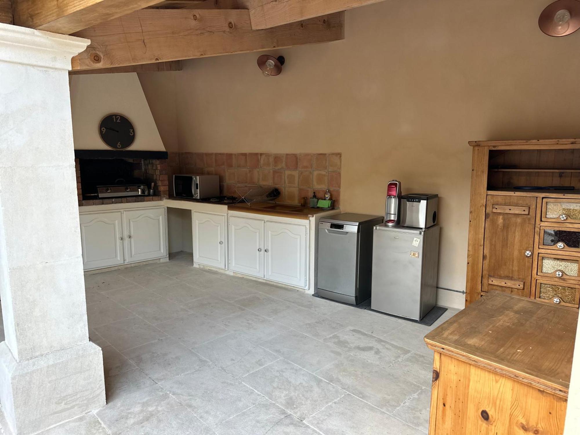 La Provence Appartement Maubec  Buitenkant foto